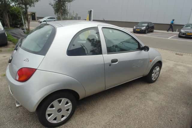 Ford Ka (2007) thumbnail 5