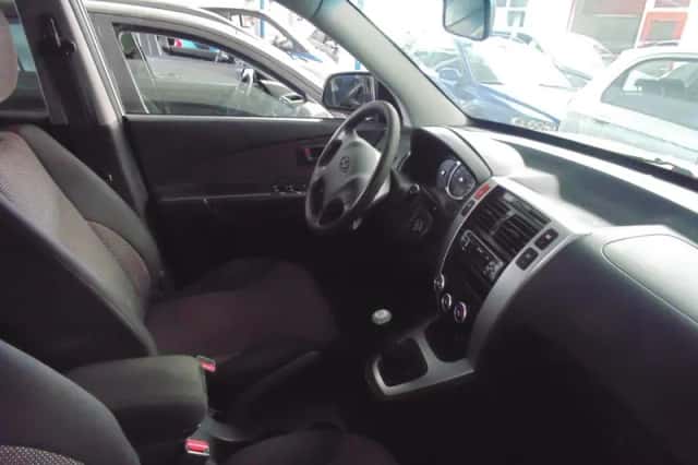 Hyundai Tucson (2007) thumbnail 4