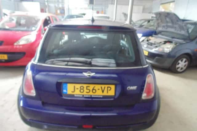 MINI One (2006) thumbnail 2