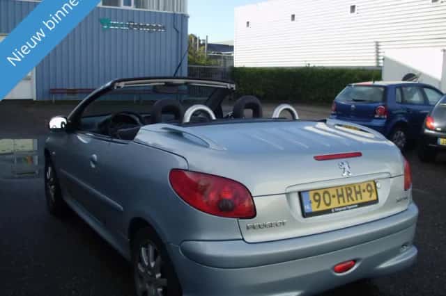 Peugeot 206 (2009) thumbnail 3