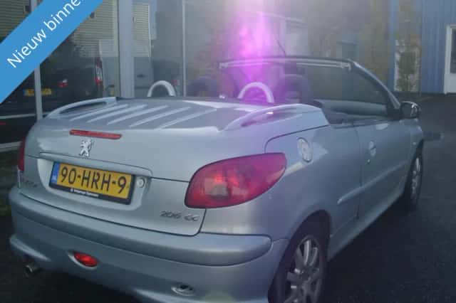 Peugeot 206 (2009) thumbnail 5