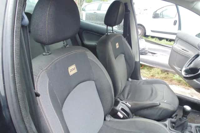 Peugeot 206 (2008) thumbnail 6
