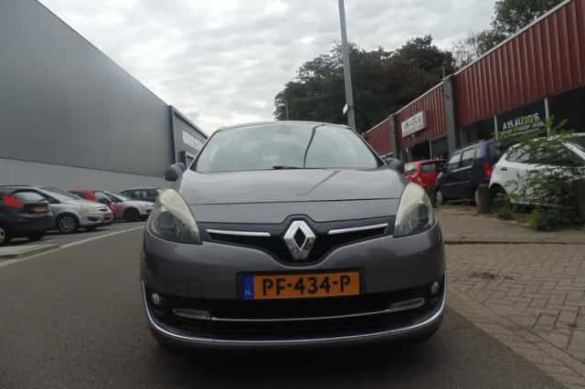 Renault Grand Scénic (2013) thumbnail 1