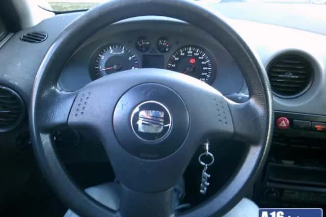 SEAT Cordoba (2003) thumbnail 3