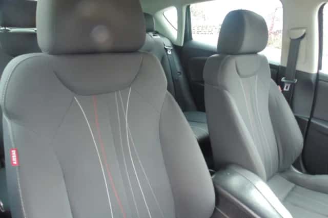 SEAT Leon (2011) thumbnail 6
