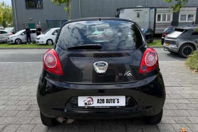 Ford KA (2010) thumbnail 4