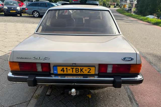 Ford Granada (1982) thumbnail 4