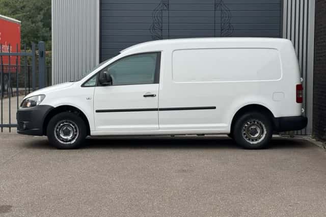 Volkswagen Caddy (2012) thumbnail 3