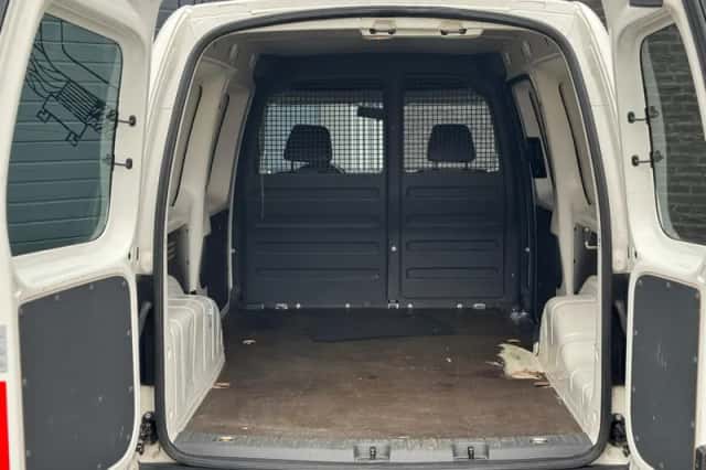 Volkswagen Caddy (2012) thumbnail 6