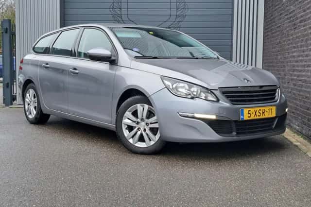 Peugeot 308 (2014) thumbnail 2