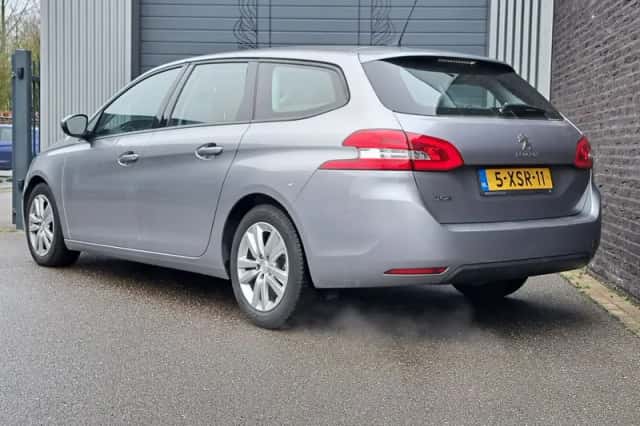 Peugeot 308 (2014) thumbnail 5