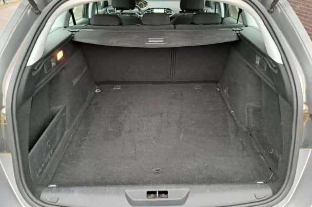 Peugeot 308 (2014) thumbnail 6