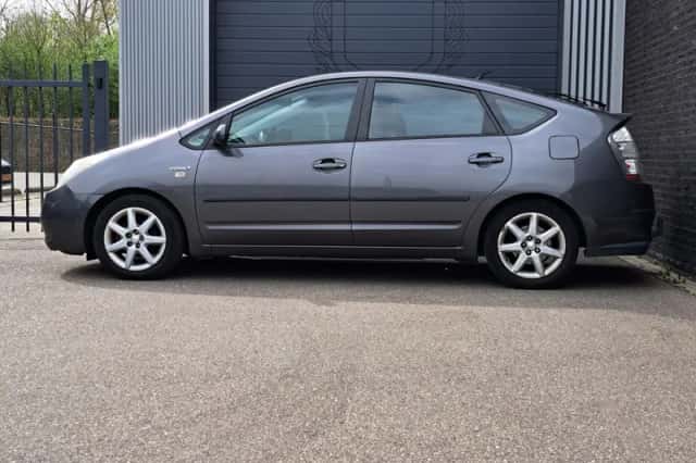 Toyota Prius (2006) thumbnail 3