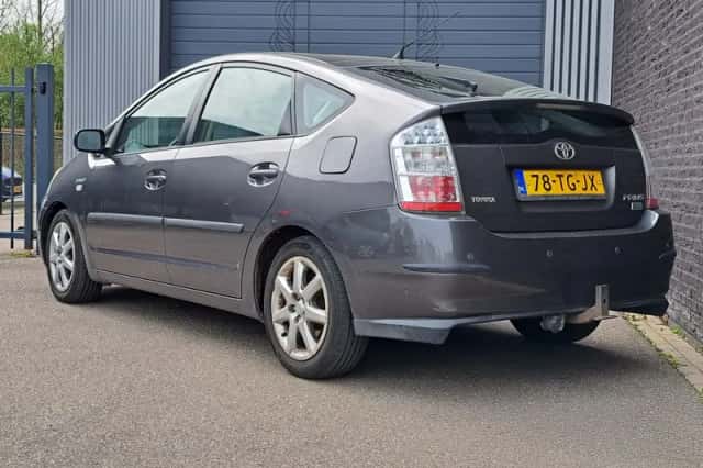 Toyota Prius (2006) thumbnail 5
