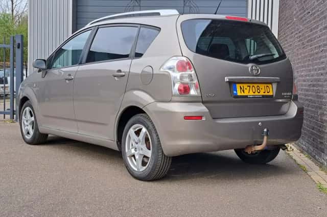 Toyota Verso (2007) thumbnail 5