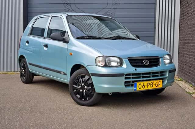 Suzuki Alto (2004) thumbnail 2