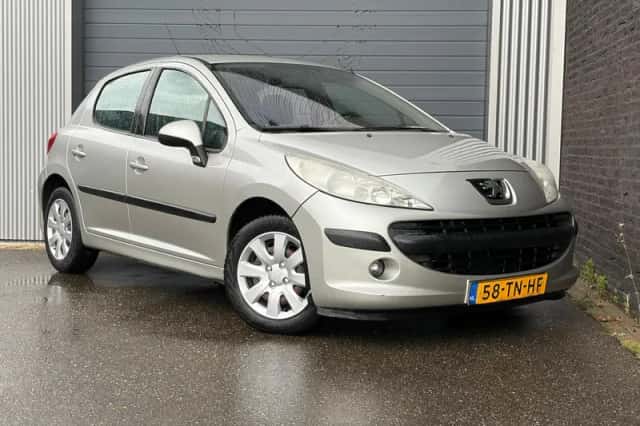 Peugeot 207 (2006) thumbnail 2