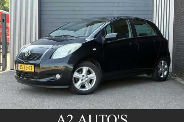 Toyota Yaris (2007) thumbnail 1