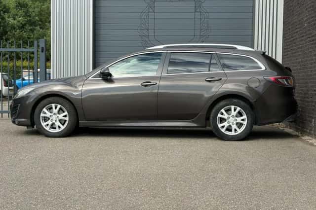 Mazda 6 (2011) thumbnail 3