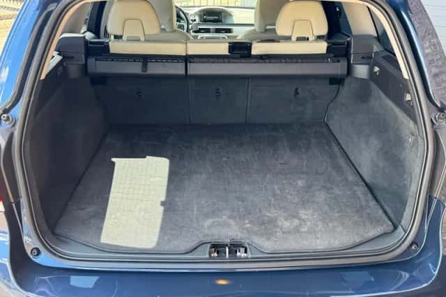 Volvo V70 (2015) thumbnail 6