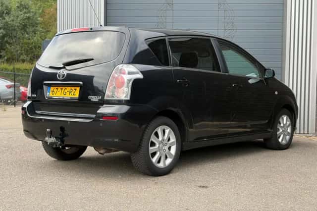 Toyota Verso (2006) thumbnail 4