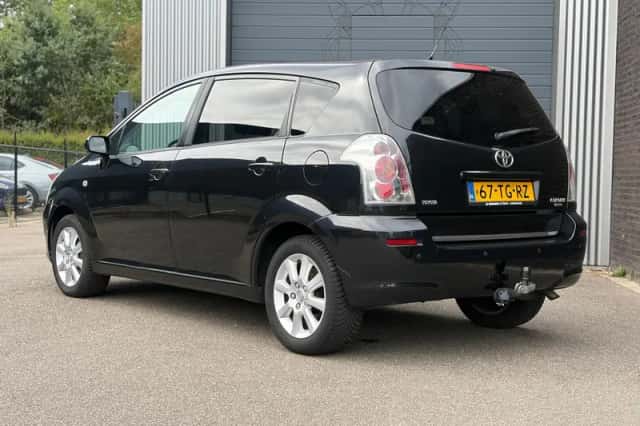 Toyota Verso (2006) thumbnail 5