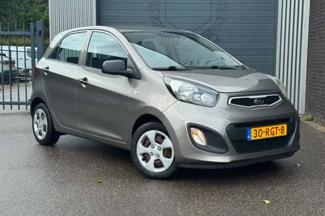 Kia Picanto (2011) thumbnail 2