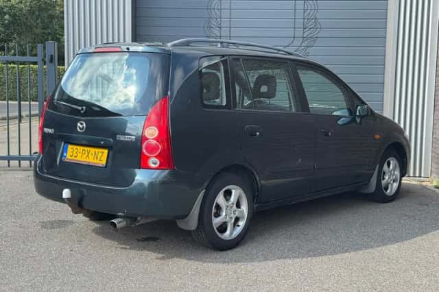 Mazda Premacy (2005) thumbnail 4