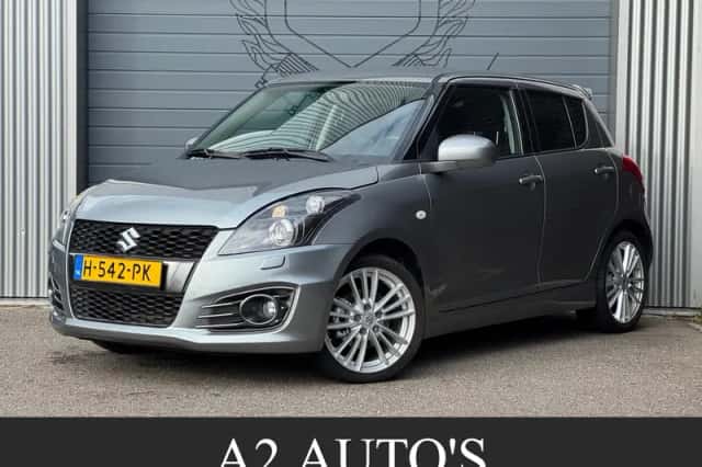 Suzuki Swift (2015) thumbnail 1