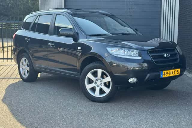 Hyundai Santa Fe (2009) thumbnail 2