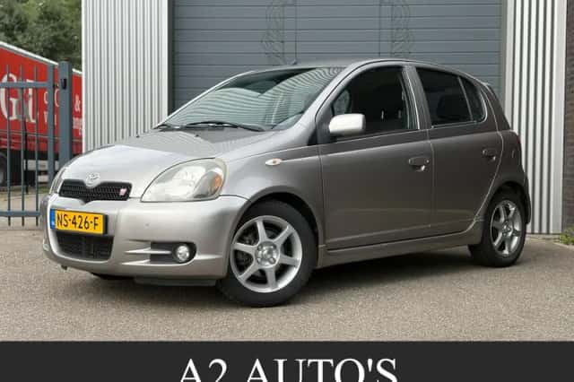 Toyota Yaris (2002) thumbnail 1