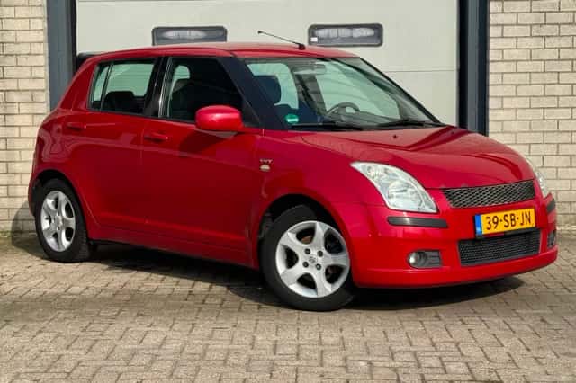 Suzuki Swift (2006) thumbnail 2