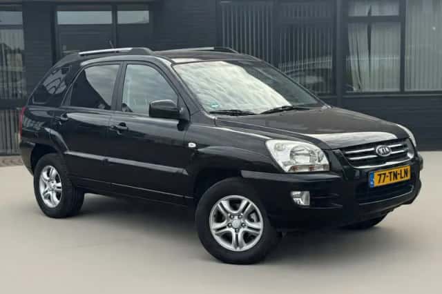 Kia Sportage (2006) thumbnail 2