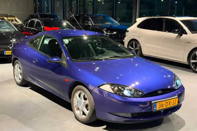 Ford Cougar (2000) thumbnail 1