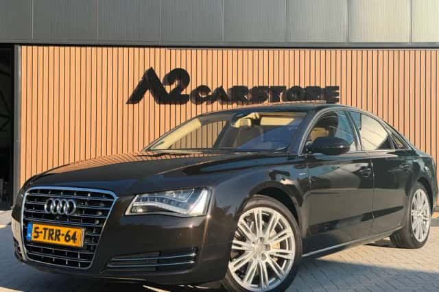 Audi A8 (2012) thumbnail 2