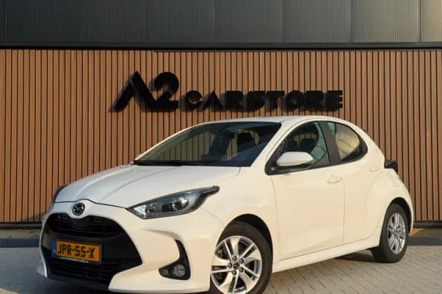 Mazda 2 Hybrid (2023) thumbnail 2