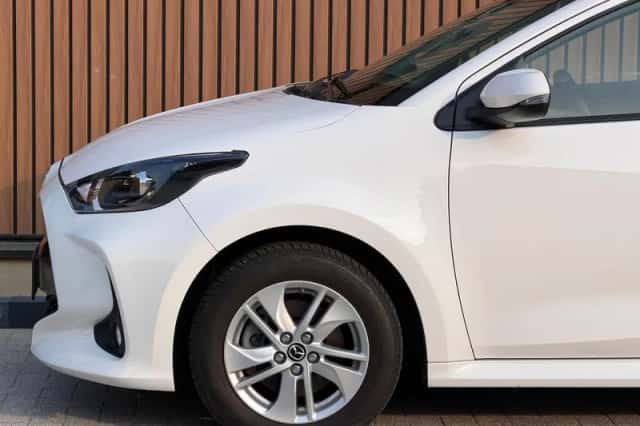 Mazda 2 Hybrid (2023) thumbnail 4