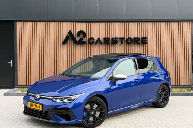 Volkswagen Golf (2021) thumbnail 1