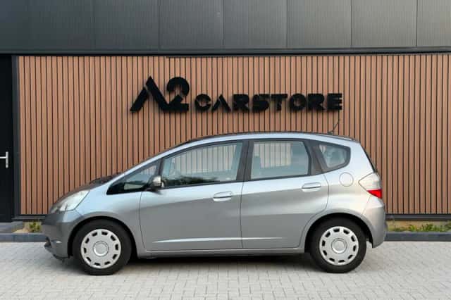 Honda Jazz (2011) thumbnail 3