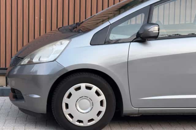 Honda Jazz (2011) thumbnail 4