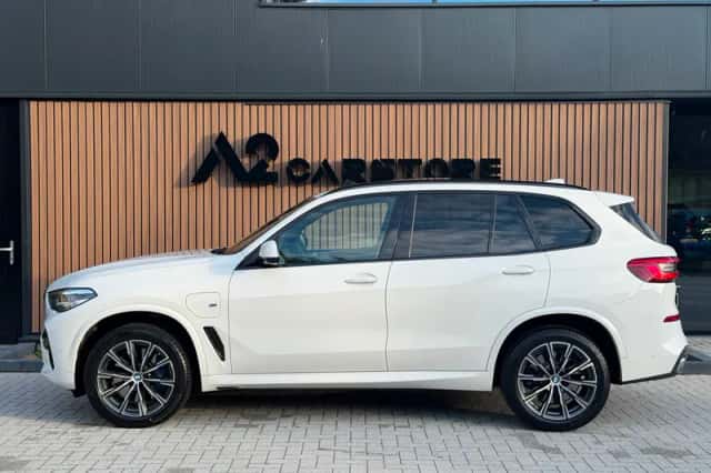 BMW X5 (2020) thumbnail 3