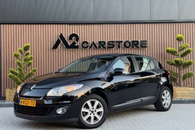 Renault Mégane (2013) thumbnail 2