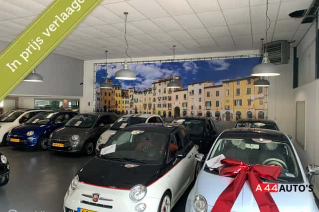 Fiat 500 (2010) thumbnail 2