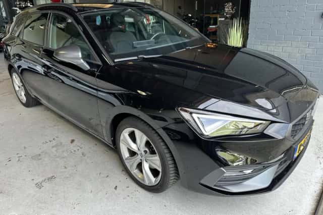 SEAT Leon Sportstourer (2021) thumbnail 4