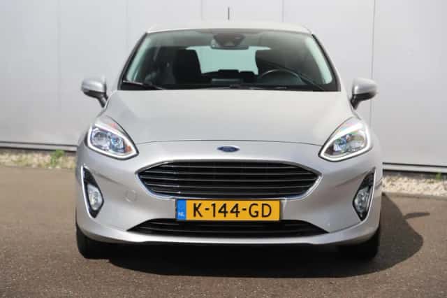 Ford Fiesta (2020) thumbnail 2