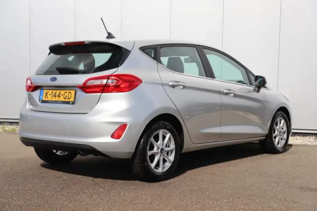 Ford Fiesta (2020) thumbnail 4
