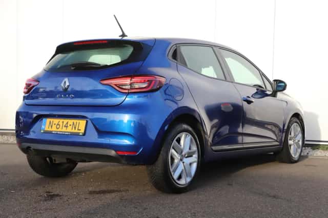 Renault Clio (2021) thumbnail 4