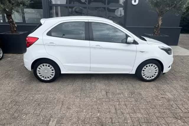 Ford Ka+ (2018) thumbnail 4