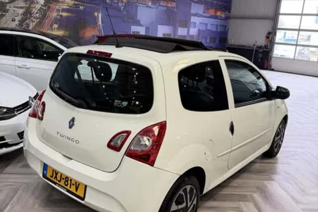 Renault Twingo (2012) thumbnail 4