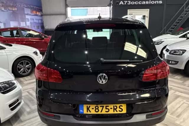 Volkswagen Tiguan (2011) thumbnail 5